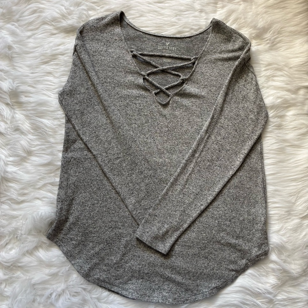 🩶🩶American Eagle Outfitters Gray Long Sleeve Top